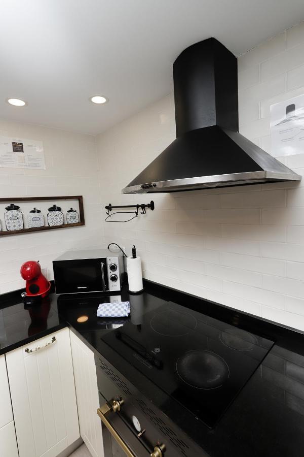 Fantastico Piso En La Latina, Madrid 6 Personas Apartment Exterior photo